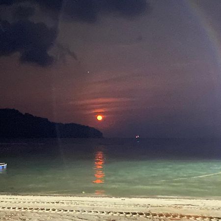Empire Hotels & Resorts Kampong Pasir Hantu エクステリア 写真