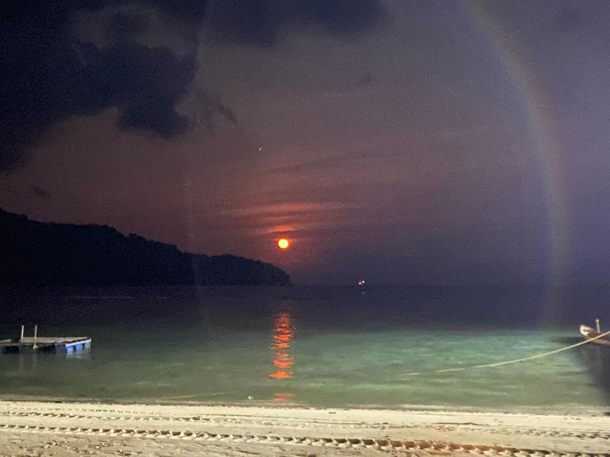 Empire Hotels & Resorts Kampong Pasir Hantu エクステリア 写真