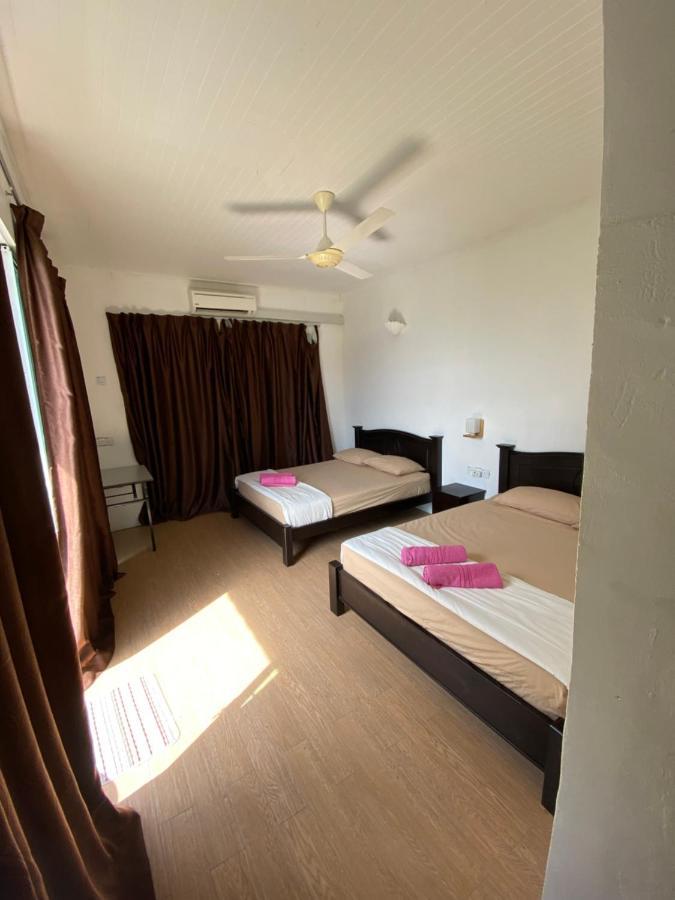 Empire Hotels & Resorts Kampong Pasir Hantu エクステリア 写真