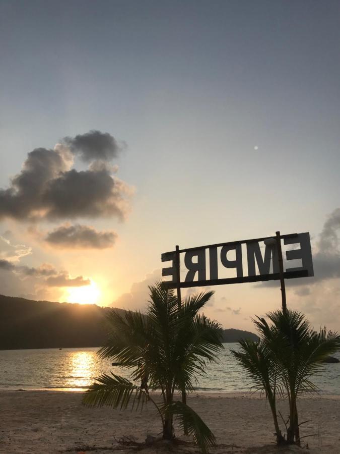 Empire Hotels & Resorts Kampong Pasir Hantu エクステリア 写真