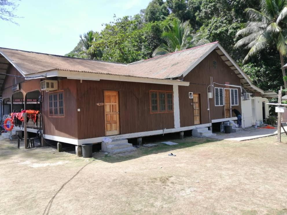 Empire Hotels & Resorts Kampong Pasir Hantu エクステリア 写真